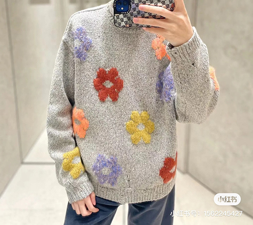 acne studios ニット セーター スーパーコピー 破れた穴の花柄セーター