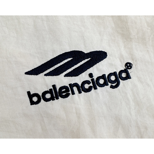 バレンシアガ アウター スーパーコピー BALENCIAGA 立体的なカラーブロックデザイン スポーティ オーバーサイズ