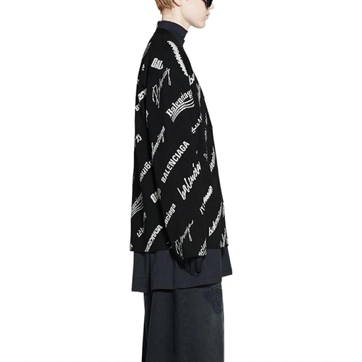 バレンシアガットカーディガン スーパーコピー BALENCIAGAロゴマニア オールオーバー ブラック&ホワイト ニットカーディガン