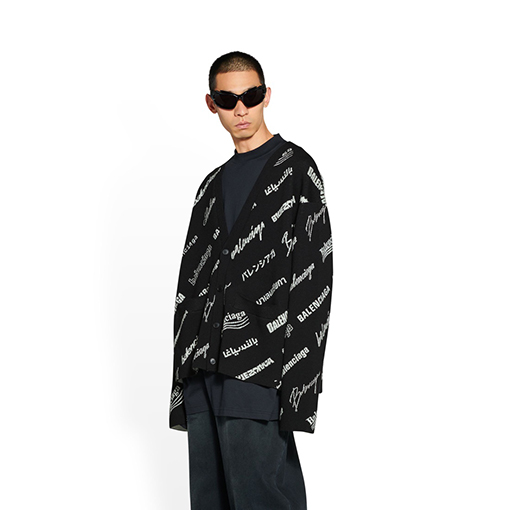 バレンシアガットカーディガン スーパーコピー BALENCIAGAロゴマニア オールオーバー ブラック&ホワイト ニットカーディガン