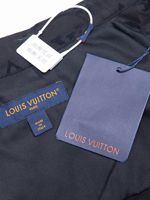 ヴィトン シャツ スーパーコピー Louis Vuittonミリタリー グリーン モノグラム ジャケット風シャツ
