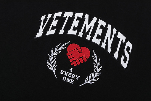 ヴェトモン 半袖Tシャツ スーパーコピー  VETEMENTS  平和のオリーブの枝シンボル刺繍ゆったりカジュアルラ半袖