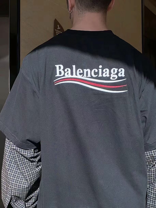 バレンシアガ 長袖 Tシャツ スーパーコピー BALENCIAGA 刺繍コーラーパッチワークユニークなアイテム