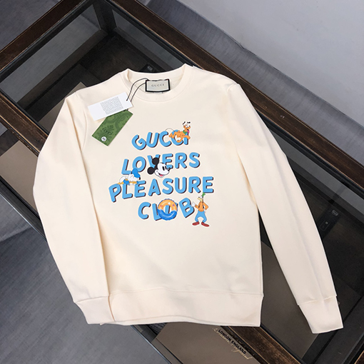 グッチ スウェットTシャツ コピー GUCCIレター プリントフーディー、自由な組み合わせでカッコ良さ満点