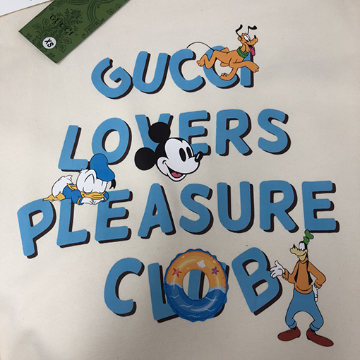 グッチ スウェットTシャツ コピー GUCCIレター プリントフーディー、自由な組み合わせでカッコ良さ満点