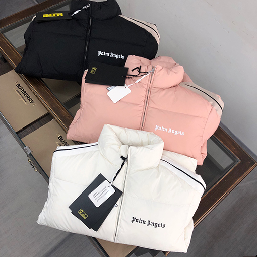 モンクレール  x パームエンジェルス  コラボの限定商品    MONCLER   袖ストライプ アームデザイン