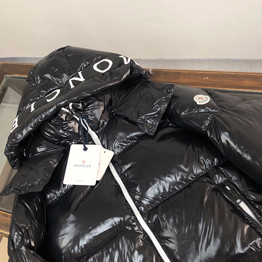 モンクレール ダウン スーパーコピー ロゴ入りMONCLER