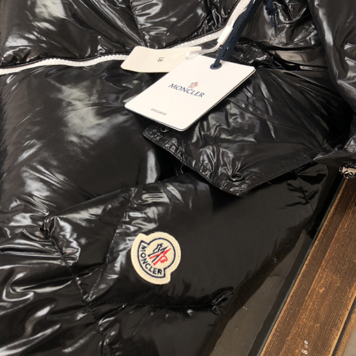 モンクレール ダウン スーパーコピー ロゴ入りMONCLER