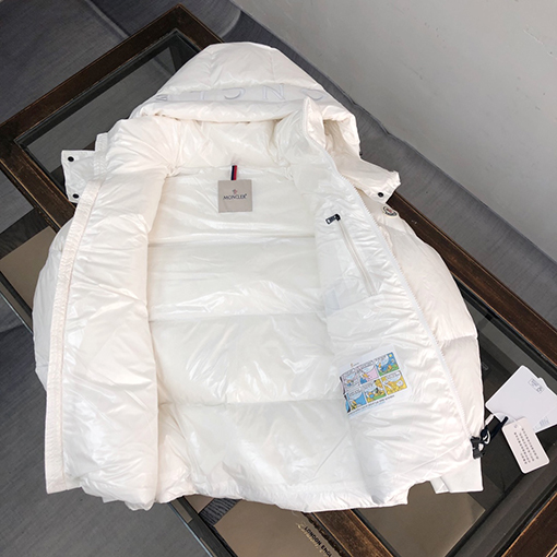 モンクレール ダウン スーパーコピー ロゴ入りMONCLER