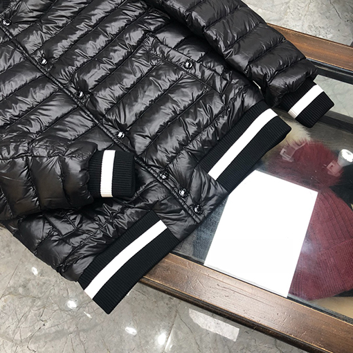モンクレール ダウンジャケット MONCLER  両面  ダウンジャケットアウター