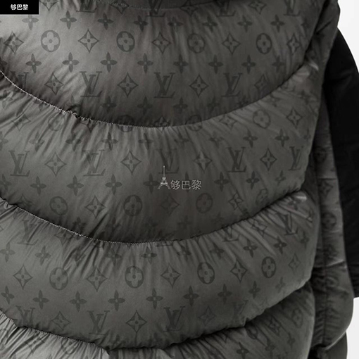 ヴィトンダウンジャケットアウター Louis Vuitton モノグラム 生地は温度によって変色