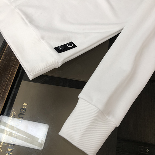 フェンディスウェットTシャツ コピー   FENDIラウンドネックスウェット