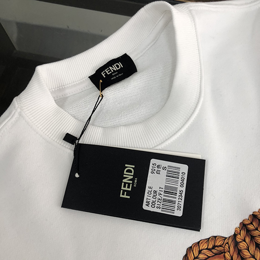 フェンディスウェットTシャツ コピー   FENDIラウンドネックスウェット