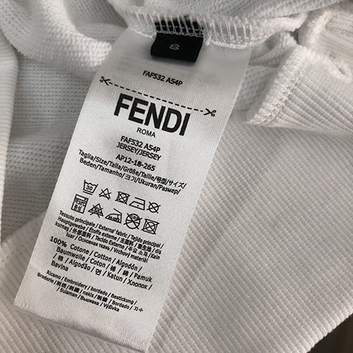 フェンディスウェットTシャツ コピー   FENDIラウンドネックスウェット