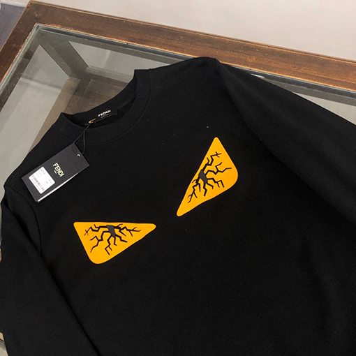 フェンディスウェットTシャツ コピー FENDI クラシッ スウェット 長袖 Tシャツ