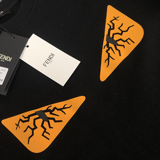 フェンディスウェットTシャツ コピー FENDI クラシッ スウェット 長袖 Tシャツ