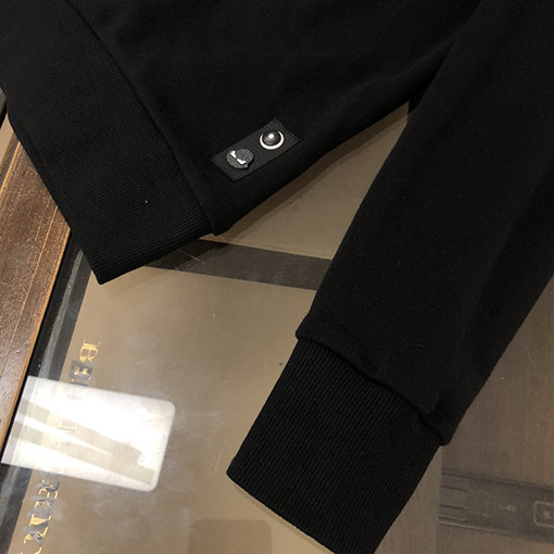 フェンディスウェットTシャツ コピー FENDI クラシッ スウェット 長袖 Tシャツ