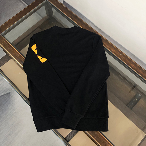 フェンディスウェットTシャツ スーパーコピー 前胸のFFロゴ ラウンドネック長袖