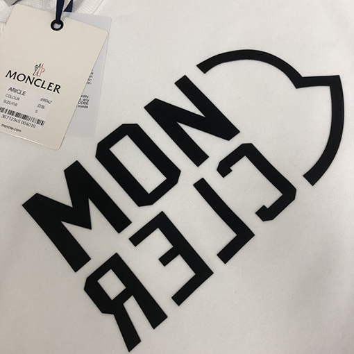 モンクレール スウェット長袖 Tシャツ ト MONCLER 魅力的なファッション プリント柄のラウンドネックスウェットTシャツ