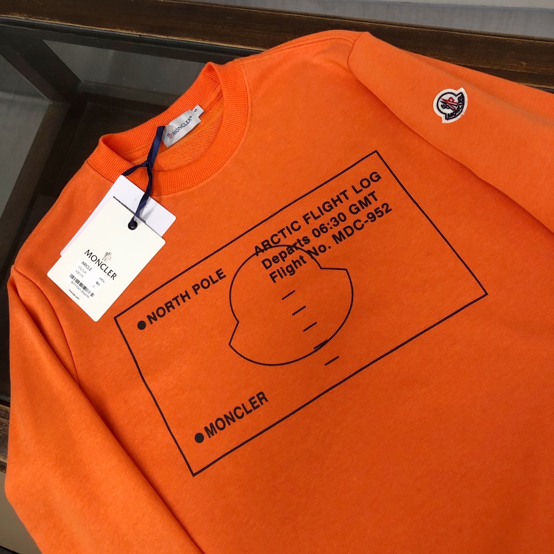 モンクレール スウェット長袖 Tシャツ ト MONCLER トレンディなラウンドネックプリントスウェットTシャツ