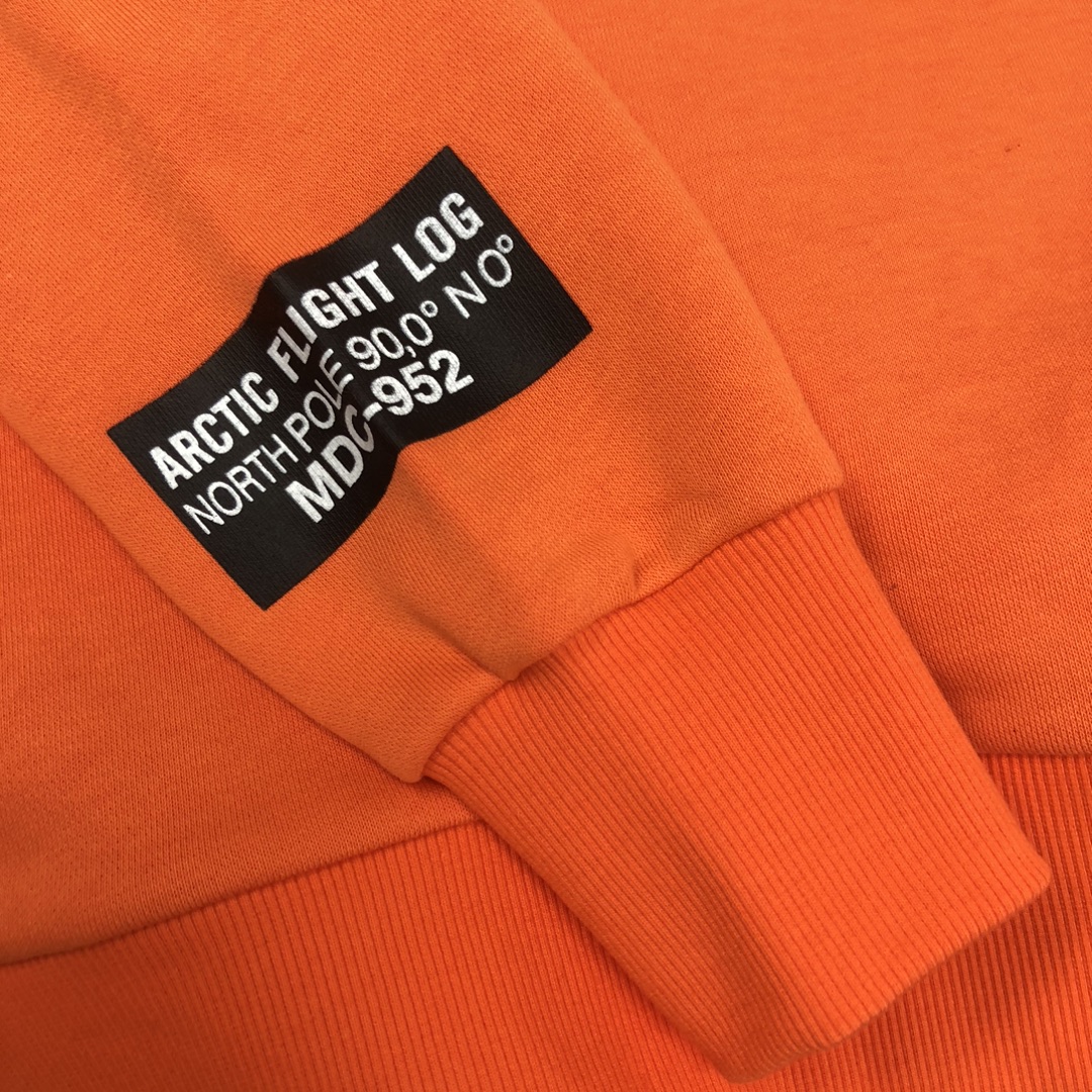 モンクレール スウェット長袖 Tシャツ ト MONCLER トレンディなラウンドネックプリントスウェットTシャツ