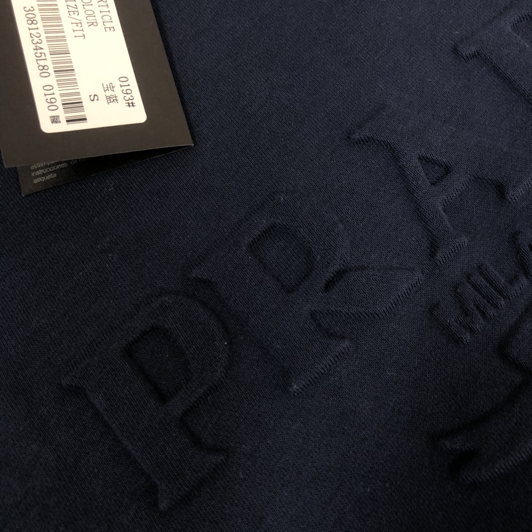 プラダ スウェット Tシャツ ト PRADAプリントが特徴のおしゃれなラウンドネックトップス