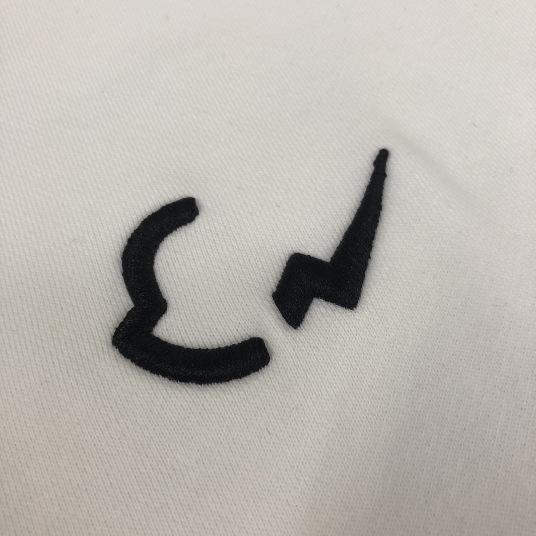 モンクレール スウェット Tシャツ ト スーパーコピー MONCLER カラフルな印花が目を引く人気のスウェットシャツ