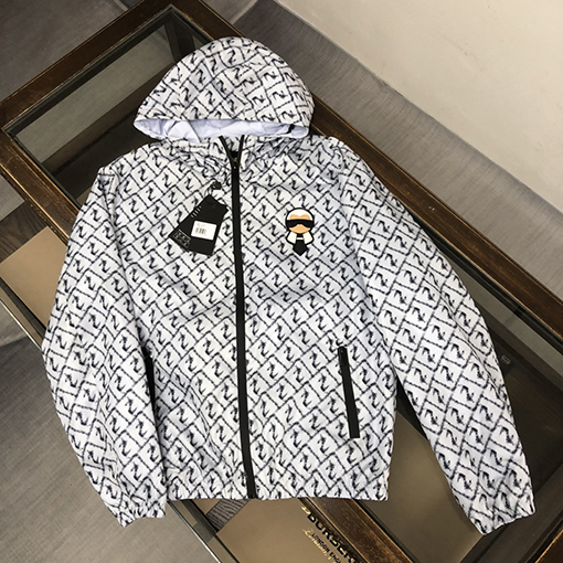 フェンディアウター スーパーコピー  FENDIジップアップ ジャケット アウター