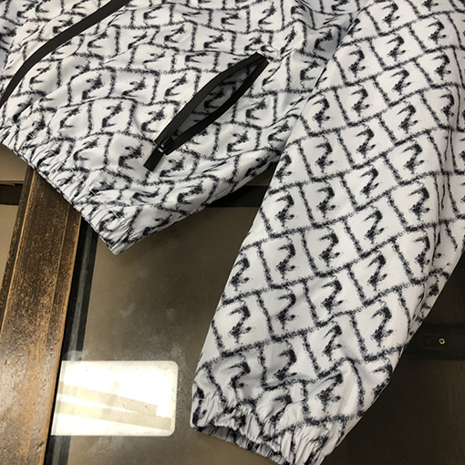 フェンディアウター スーパーコピー  FENDIジップアップ ジャケット アウター