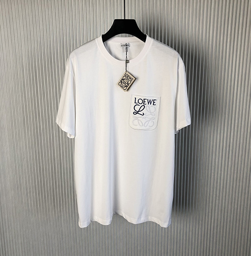ロエベ 半袖Tシャツスーパーコピー  LOEWE ブルー刺繍ポケットと丸襟、爽やかな半袖Tシャツ