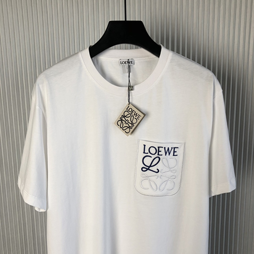 ロエベ 半袖Tシャツスーパーコピー  LOEWE ブルー刺繍ポケットと丸襟、爽やかな半袖Tシャツ