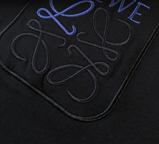 ロエベ 半袖Tシャツスーパーコピー  LOEWE ブルー刺繍ポケットと丸襟、爽やかな半袖Tシャツ
