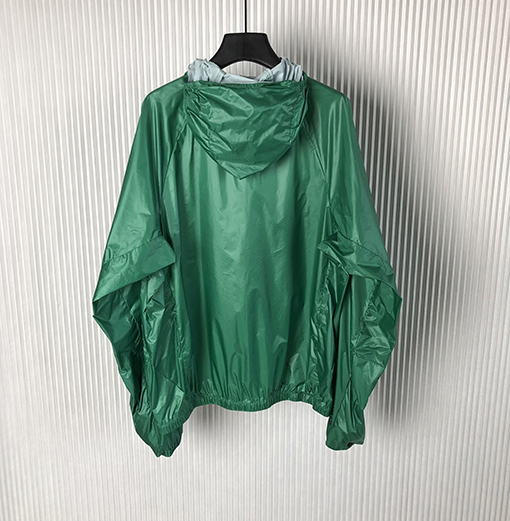 モンクレール アウタースーパーコピー Moncler Plethodon uvカット フード付きコート風ジャケット