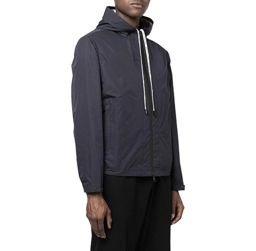 モンクレール アウタースーパーコピー MONCLER クラシックなデザインの編み帯と紐付きジャケット
