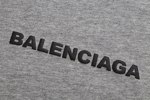 バレンシアガ 長袖 Tシャツ スーパーコピー BALENCIAGAプリント長袖Tシャツ、男女兼用
