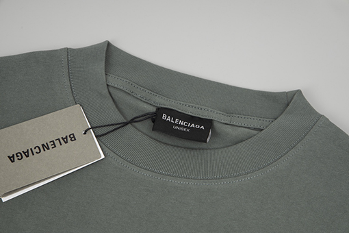 バレンシアガ 短袖Tシャツ コピー BALENCIAGA逆さまのロゴがプリント 黑、緑、白、