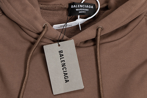 バレンシアガ  パーカー コピー クラシックな新色BALENCIAGA  ロゴ刺繍パーカー