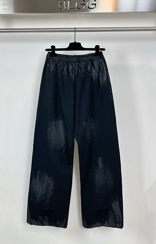 バレンシアガ スウェットパンツ コピー BALENCIAGA 手描きアンティークフットボール紋章刺繍パンツ、ワイドレッグデザイン