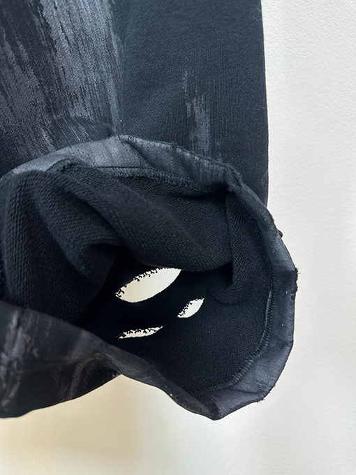 バレンシアガ   スウェットパンツ コピー BALENCIAGA  手描きアンティークフットボール紋章刺繍パンツ、ワイドレッグデザイン