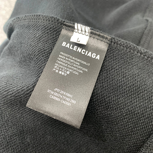 バレンシアガスウェットTシャツ ダイヤモンドストーンジップアップ スウェットTシャツ シンプルながらスタイリッシュなデザイン