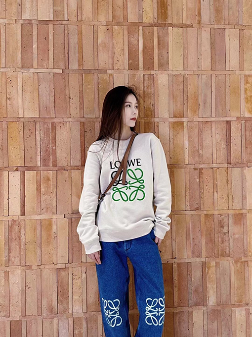 ロエベ スウェットTシャツスーパーコピー LOEWE レターロゴ刺繍 ゆったりしたシルエット