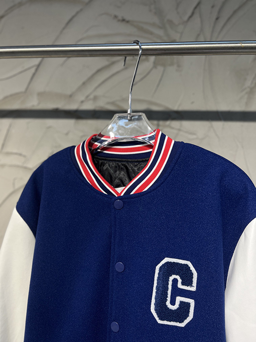 セリーヌ ジャケットCELINE 刺繍ロゴとレザースリーブのベースボールジャケット