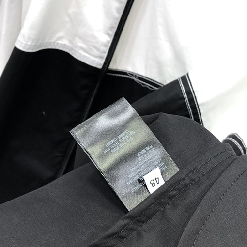 バレンシアガ アウター BALENCIAGA コピー トレンディなロゴプリントとコントラストスリーブアウター