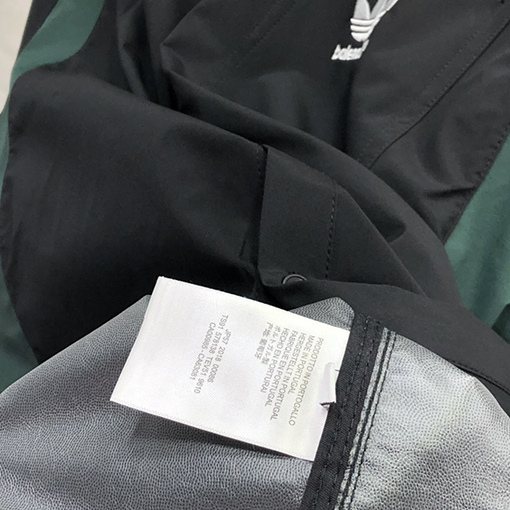 アディダス x バレンシアガ コラボ  balenciaga刺繍ロゴとレザースリーブのベースボールジャケット