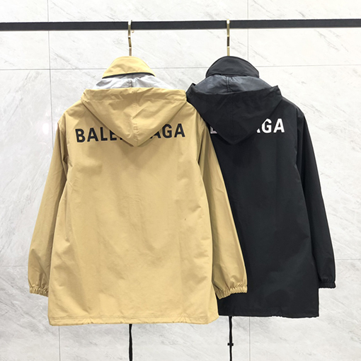 バレンシアガ  ジャケット アウター  BALENCIAGA   バックにロゴプリントのシングルボタンジャケット