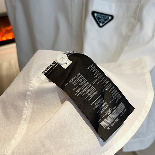 プラダ シャツ PRADAスーパーコピー クラシックな三角形ポケット入り長袖シャツ
