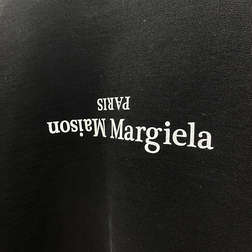 Maison Margiela 逆さ文字フォントスウェットシャツ マルタンマルジェラ  スウェットTシャツ スーパーコピー