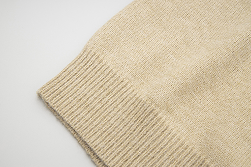 セリーヌ セーター スーパーコピー 刺繍入りドロップショルダーセーター - クラシックな刺繍