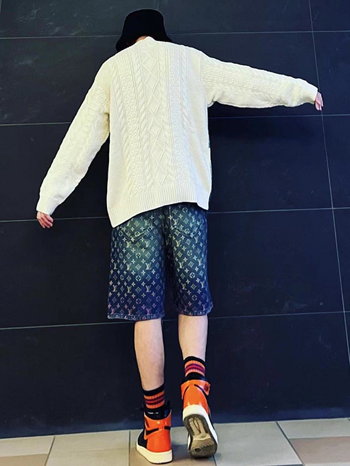 シュプリームセータースーパーコピー コーブン人物デザインのアラン編みセーター SUPREME 23SS KURT COBAIN SWEATER