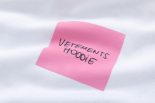 ヴェトモン パーカーコピー VETEMENTS HOODIE ロゴプリント　プリント フーディー